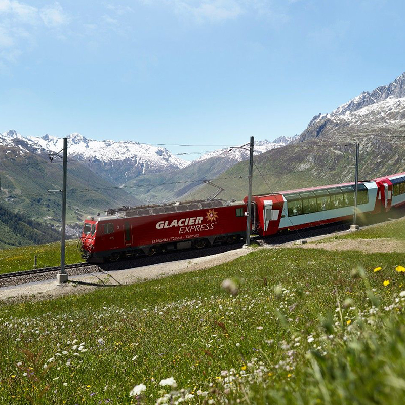 Alpine Lakes & Scenic Trains